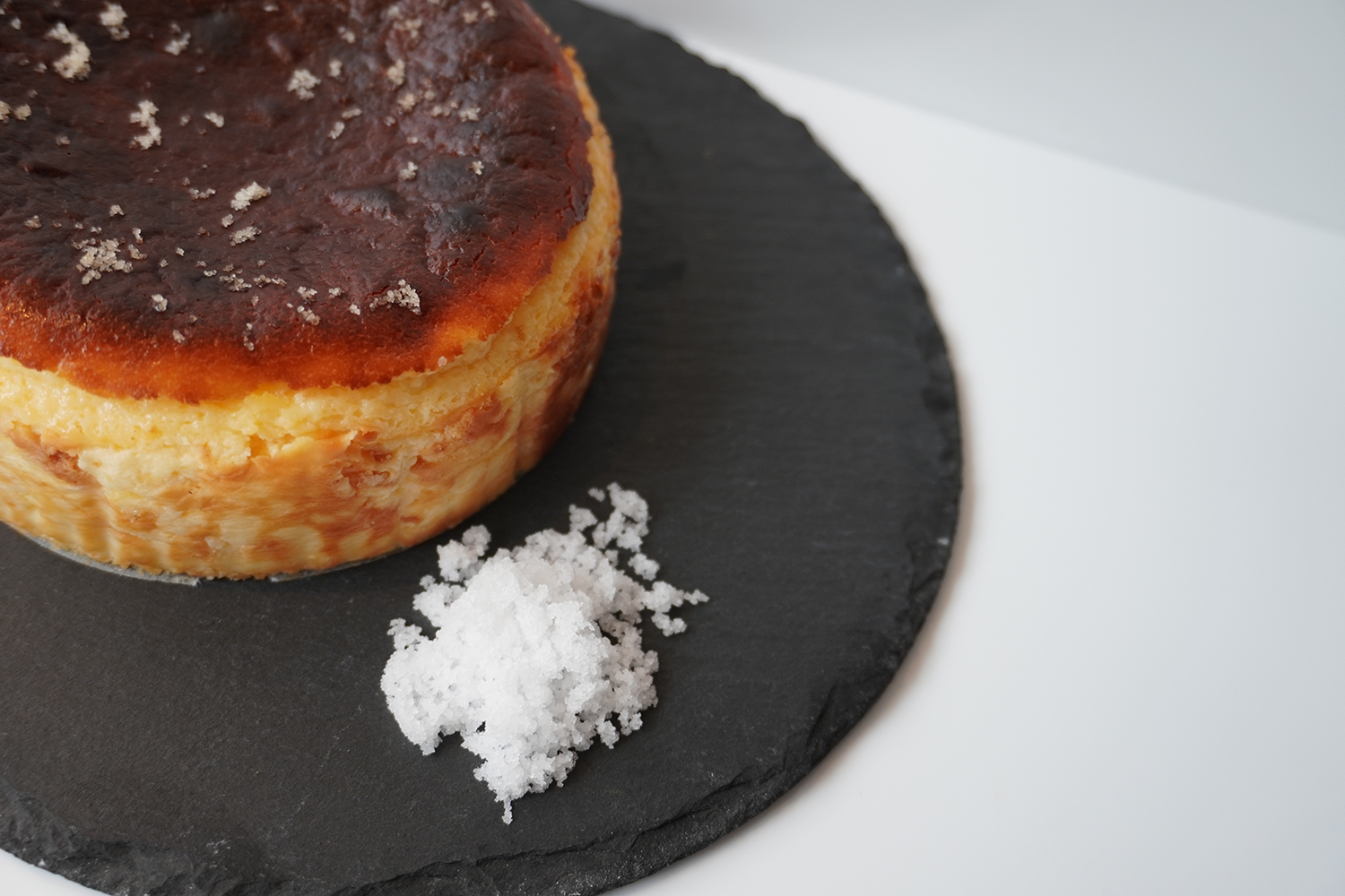 天草の塩バスクチーズケーキ